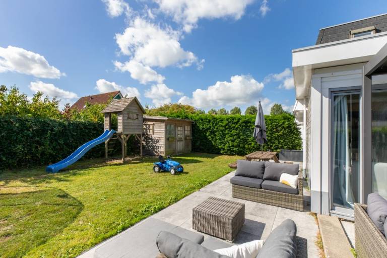 Child-friendly house with garden & patio | Dogs allowed — photo 2