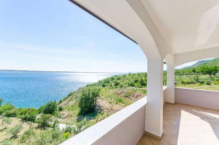 Apartment with patio & BBQ | Sea view — photo 3