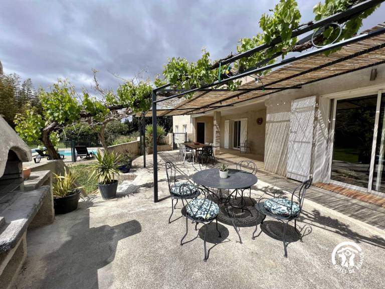 Fully equipped gite with BBQ, patio & garden | Pets allowed — photo 5