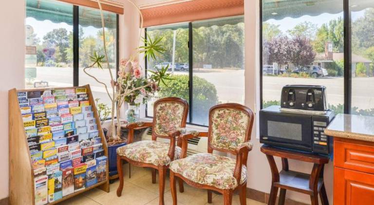 Atascadero Inn — photo 4