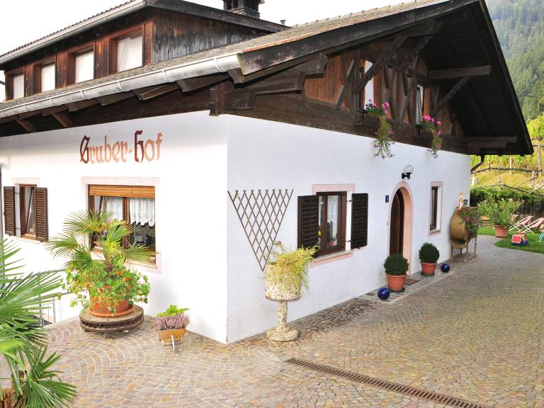 Wonderful rental apartment with terrace & barbeque | Dogs allowed — photo 2