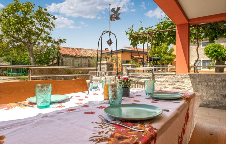 Dvoetažni stan  Rebići