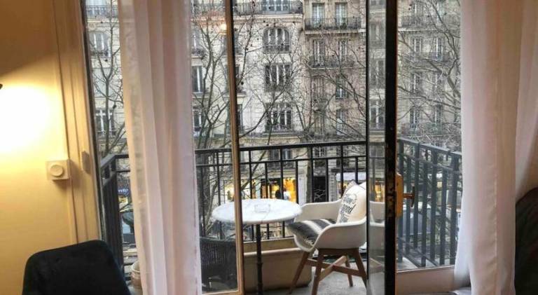 Rental apartment with 1 room for 8 persons in Vanves