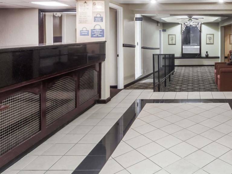 Days Inn by Wyndham Goodlettsville — photo 3