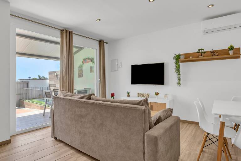Holiday Home 'Casa Sol De Conil' with Private Pool, Private Terrace and Wi-Fi — photo 5
