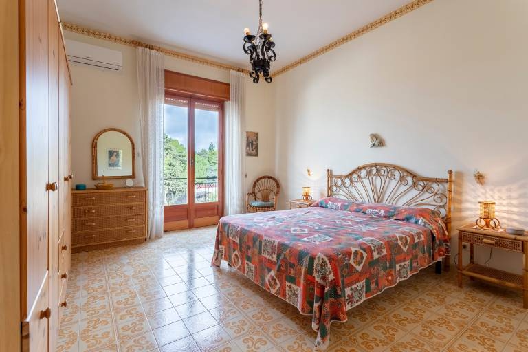 Ferienhaus Villa Sofia mit privatem Garten und Balkon