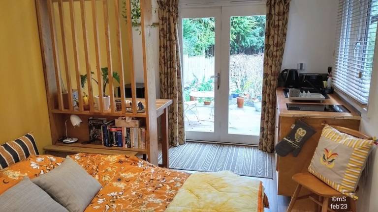 Apartment Warminster