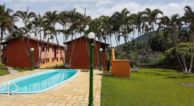 Holiday apartment with pool — photo 2