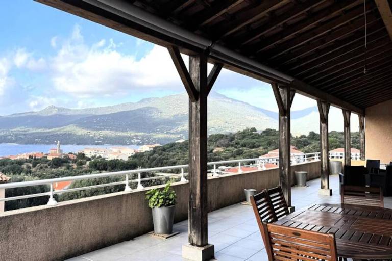 Rental apartment with terrace & pool — photo 2
