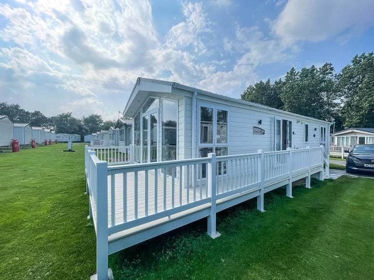 Caravan Lowestoft