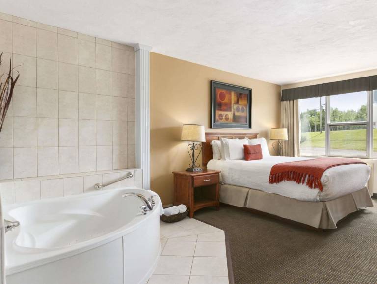 Days Inn & Suites by Wyndham Moncton — photo 2