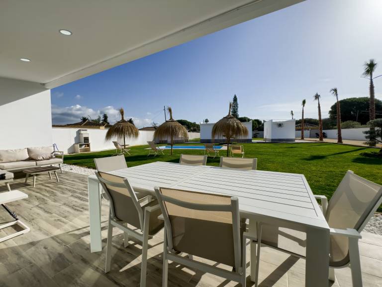 Villa 'Sanctipetri 10 Pax – adults over 25 only' with private pool, Wi-Fi & air conditioning — photo 5