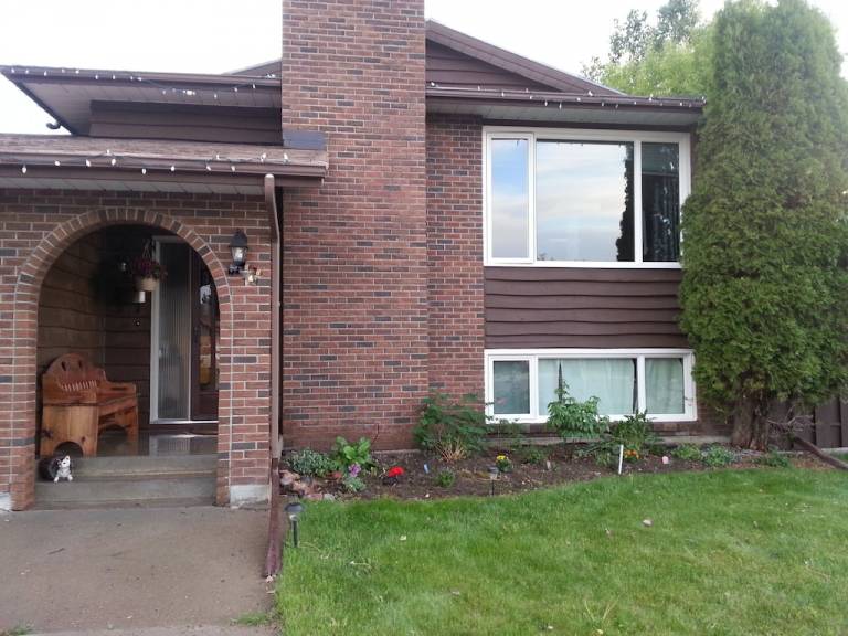 House Lethbridge