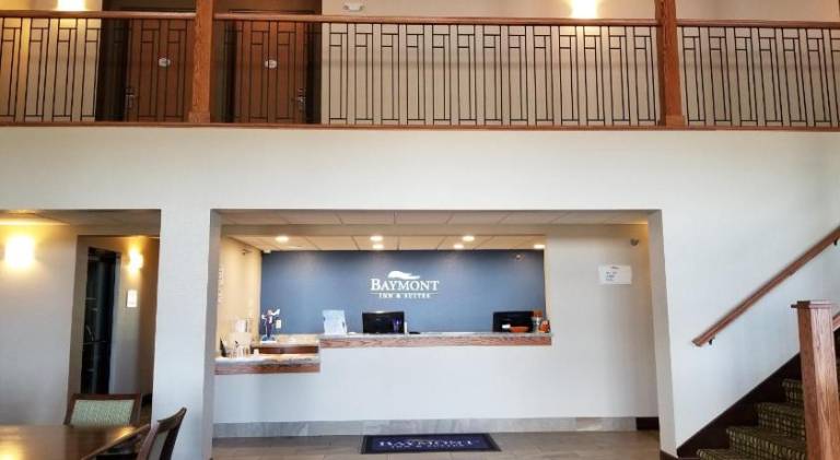 Baymont by Wyndham Oacoma — photo 4