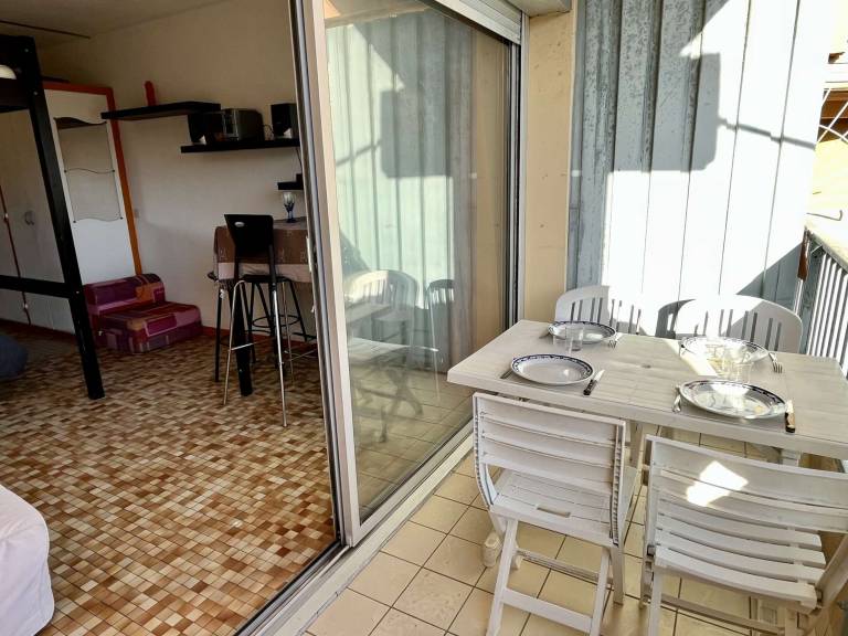 Studio | Next to the beach | Pets are welcome — photo 2