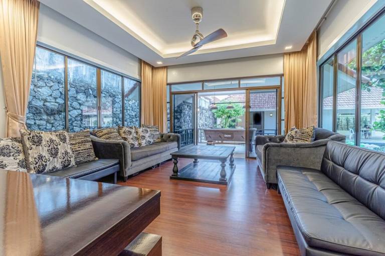 Mew pool villa 3 pattaya Luxury resort 3 king bed — photo 3