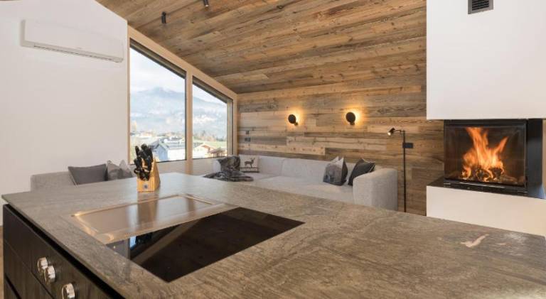 Beautiful chalet with pool | Pets allowed — photo 2