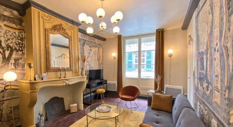 Rental apartment with 1 room for 3 persons in Tournus