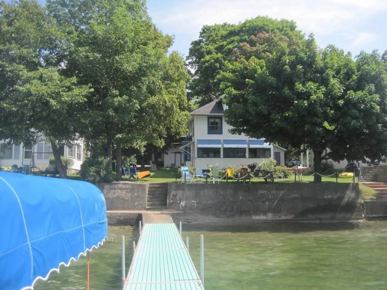 Vacation rentals near Canandaigua Lake from 93 Wimdu