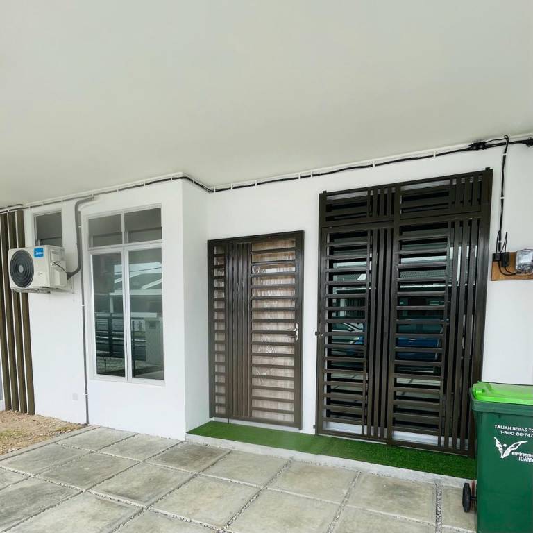 1400 m&sup2; Ferienhaus