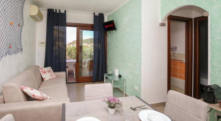 Castelsardo, Lu Bagnu - View Of The Sea Home - Beautiful View Sardinia Near beach — photo 2