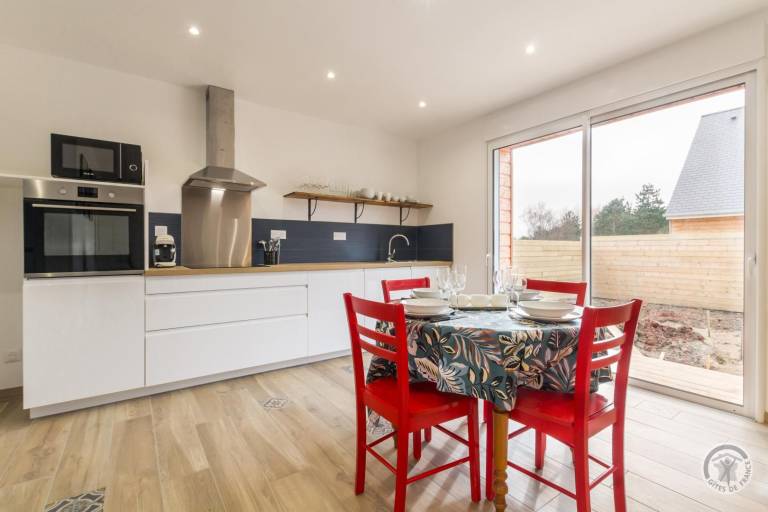 Charming gite with barbeque, yard & terrace | Pet-friendly — photo 3