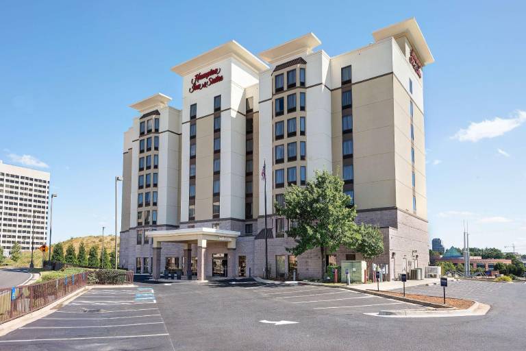 Hampton Inn & Suites Atlanta-Galleria — photo 2