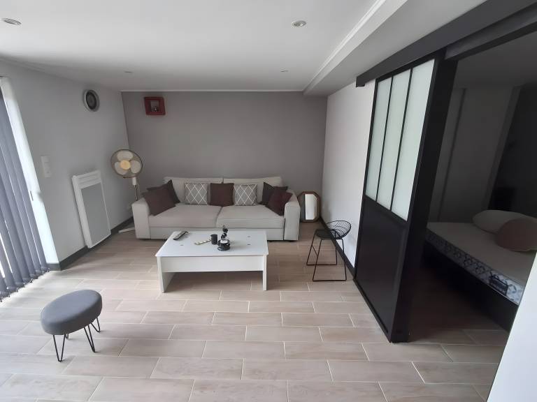 Holiday apartment with garden, patio & pool | Pets are welcome — photo 2