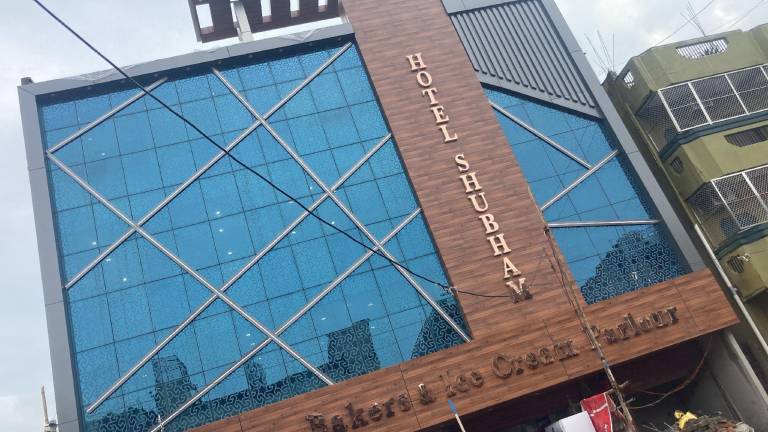 Hotel Shubham in Kanpur