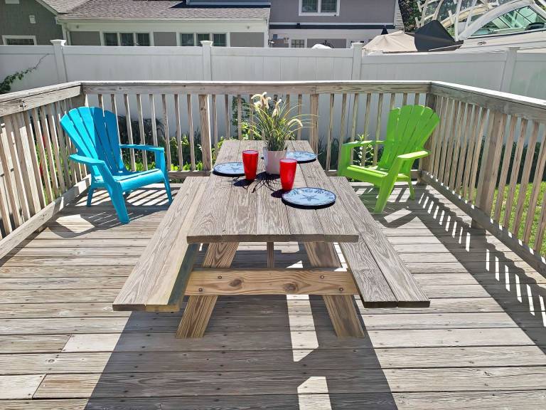 Cottage with barbeque & terrace | Lake view — photo 3