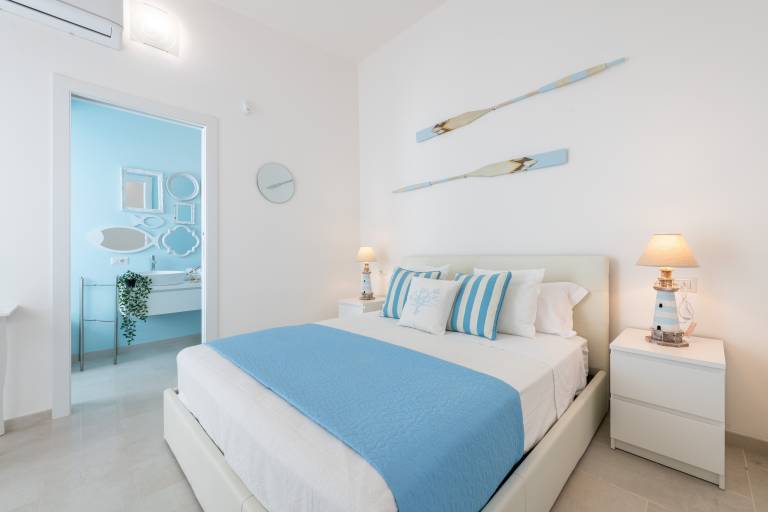 Holiday apartment with patio, barbecue & fast internet | Mountain view in Villasimius