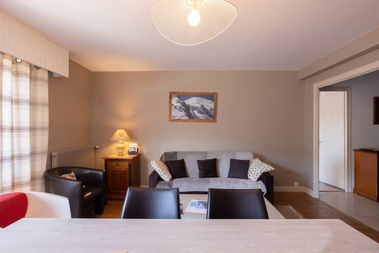 Child-friendly holiday apartment with patio & fast internet | Mountain view | Ski nearby | Suitable for remote work | Dogs allowed — photo 4