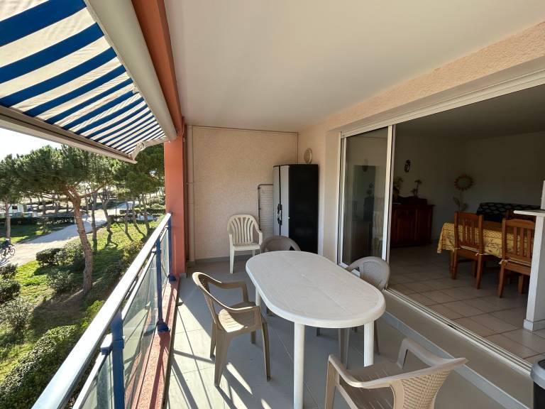 Apartment with 1 room for 4 persons — photo 2