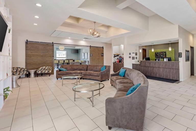 Best Western Plus Pflugerville Inn & Suites — photo 4