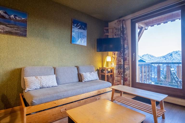 Children-friendly charming apartment | Mountain view | Next to the ski | Pets are welcome — photo 5