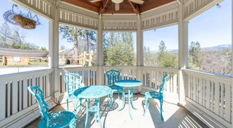 House with 5 rooms for 14 persons — photo 4