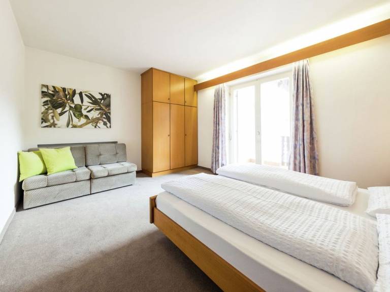 Ferienwohnung mit Hund in Lana, Tscherms für max. 3 Personen Ferienwohnung mit Hund in Lana, Tscherms für max. 3 Personen