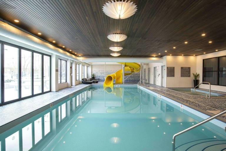 Sandman Signature Sherwood Park Hotel — photo 3