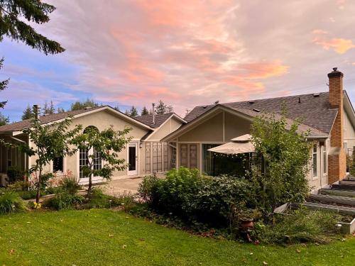Bed and breakfast  Parksville