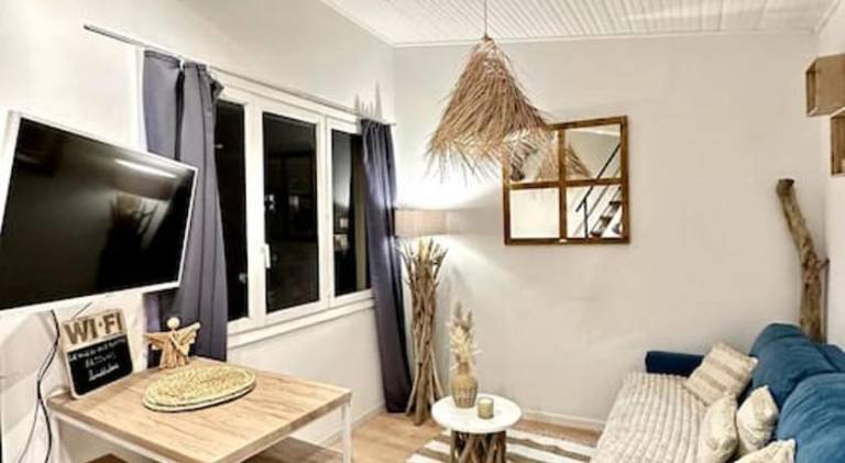 Holiday apartment with patio — photo 2