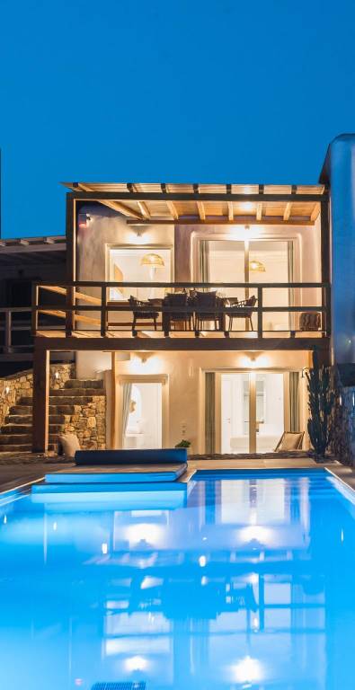 Villa with pool — photo 3