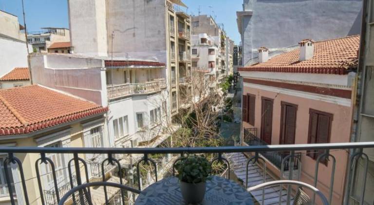 Wonderful holiday apartment with terrace | Near Acropolis of Athens | Suitable for remote work | Pets are welcome — photo 4