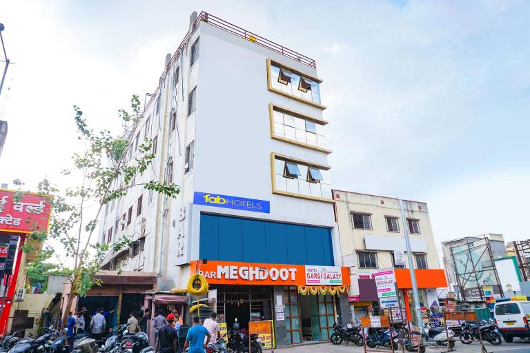 FabHotel Gargi Galuxe Nr Ankushrao Natyagruha