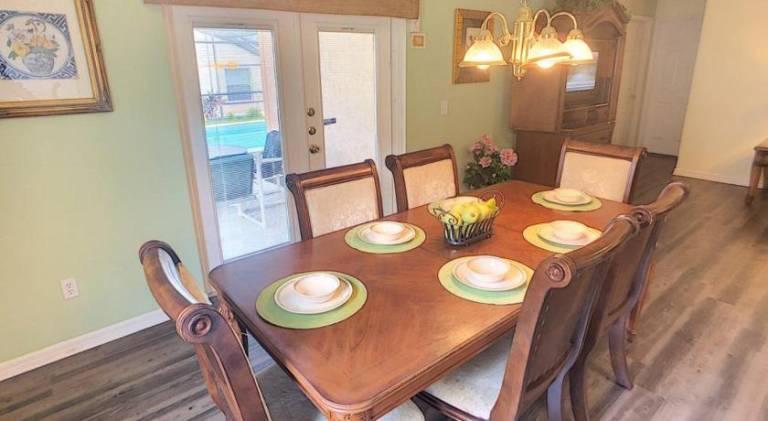 Lovely vacation home with pool | Pets allowed — photo 3