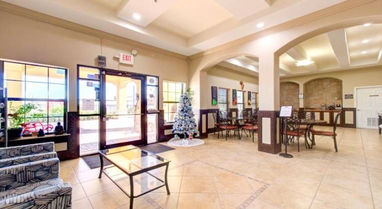 Weslaco Inn by Capital O Near Mercedes — photo 3
