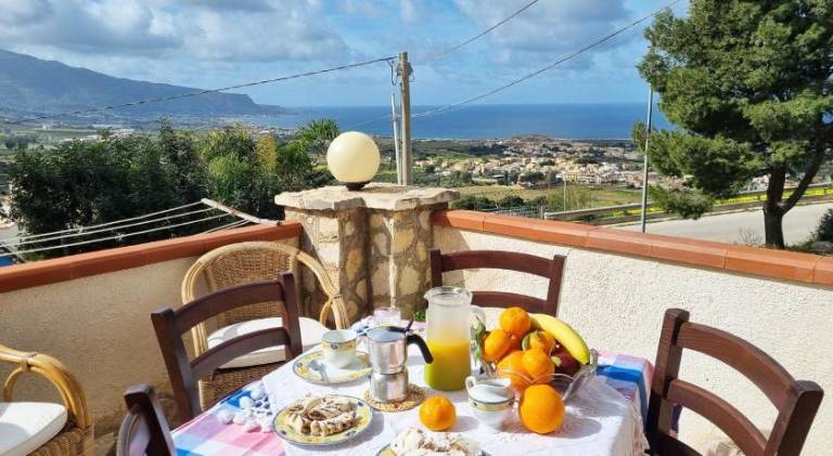Holiday apartment with 2 rooms for 5 persons — photo 3