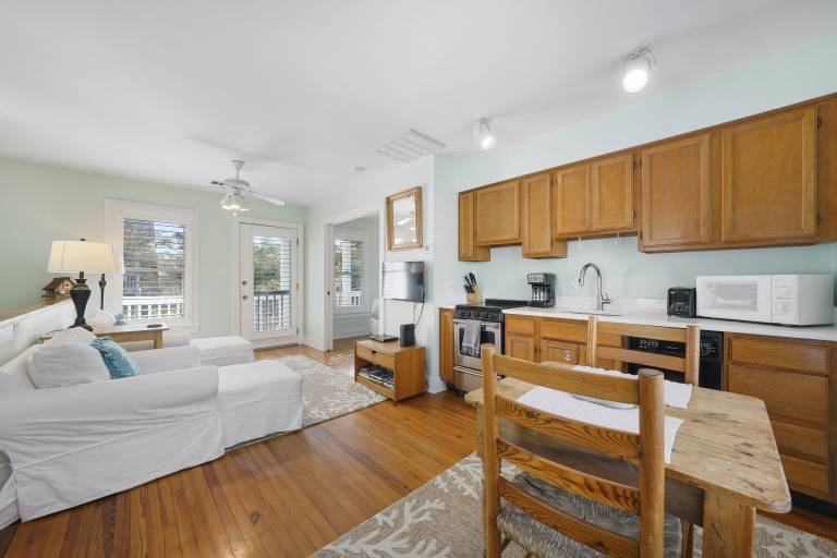Children-friendly charming vacation home with garden & heated pool | City view | Beach nearby | Pets allowed — photo 3