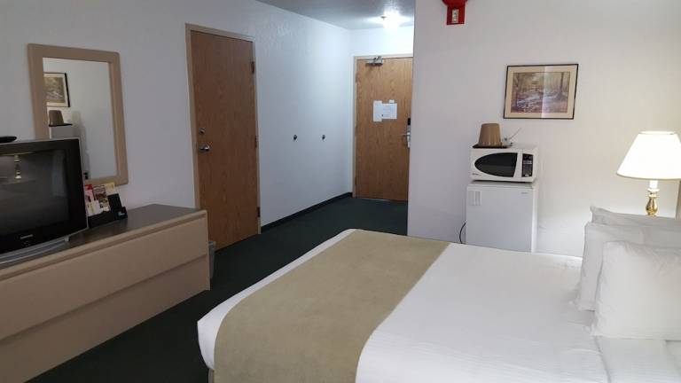 Motel  Pincher Creek