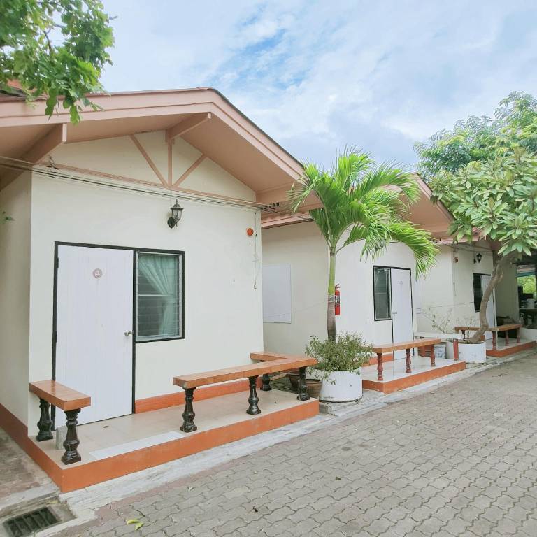 Bungalow for 2 persons in Prachuap Khiri Khan