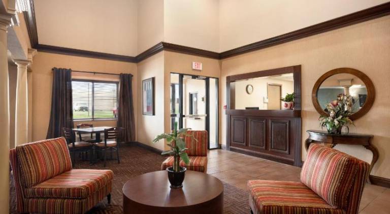 Super 8 By Wyndham Fairview Heights-St. Louis — photo 3